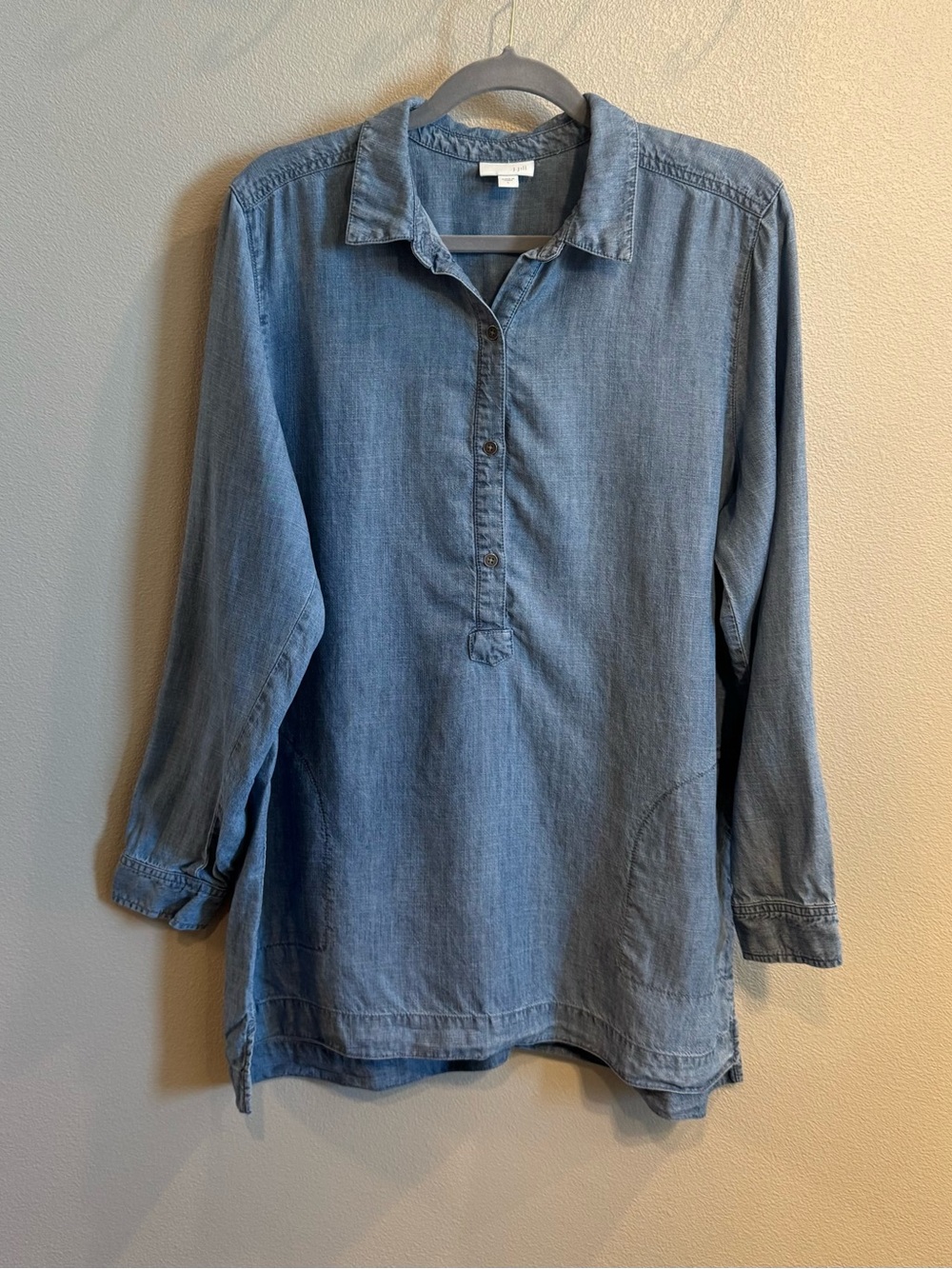 J. Jill Chambray Button-Up Tunic in Denim Blue Linen Blend